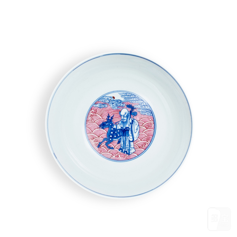 An underglaze-blue and puce-enamelled 'eight immortals' bowl, Mark and period of Tongzhi | 清同治 青花胭脂紅彩八仙過海圖盌 《大清同治年製》款 - 图5